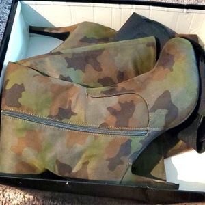 Wide calf knee boots camouflage